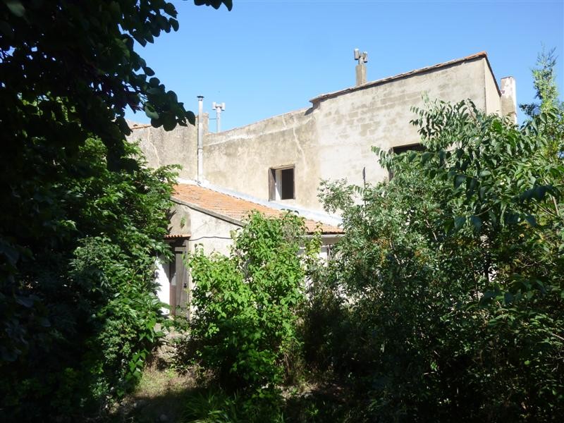 Vente maison avec terrain à Robion Vaucluse 84, au centre village 6 pièces à rénover terrain de 580 m². BIEN VENDU 