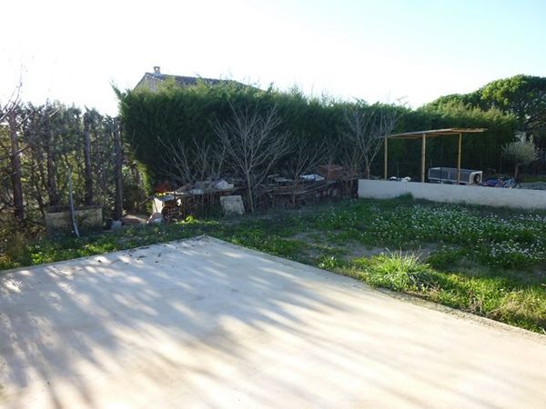  Cheval Blanc Maison neuve BBC de plain pied avec 4 chambres au calme avec jardin clos. BIEN VENDU